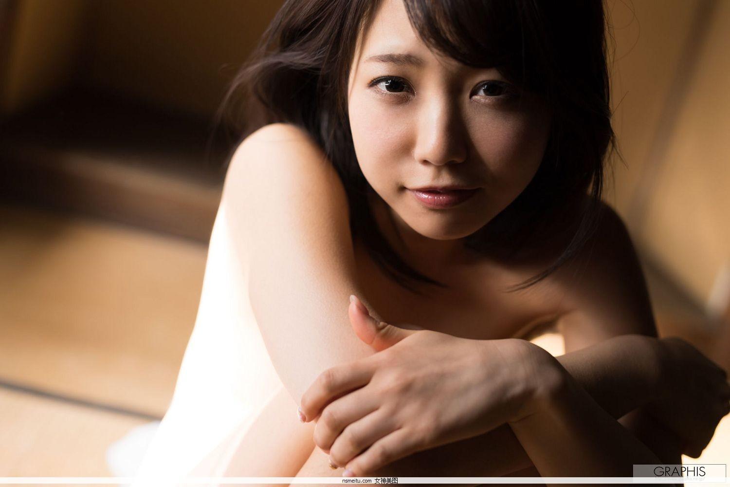 [日本Graphis写真] Gals – Makoto Toda 戸田真琴 『 Pure purification 』(15)