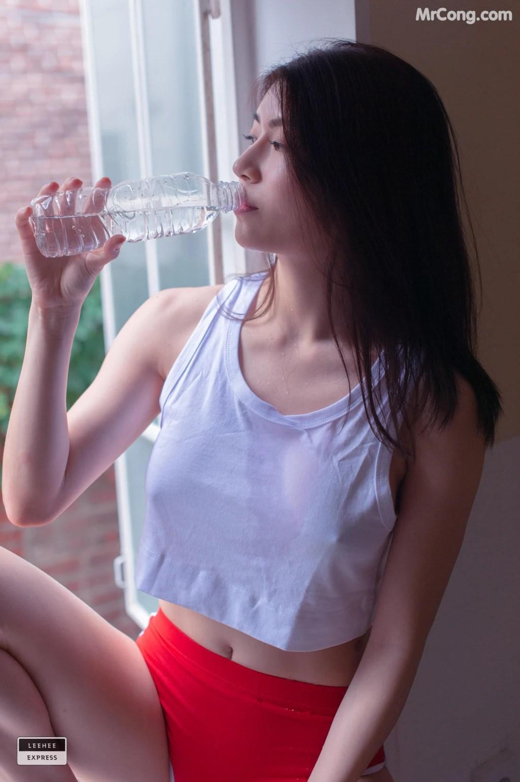 LEEHEE EXPRESS - LEHF-032: Min.E (민이) (49 photos)(17)