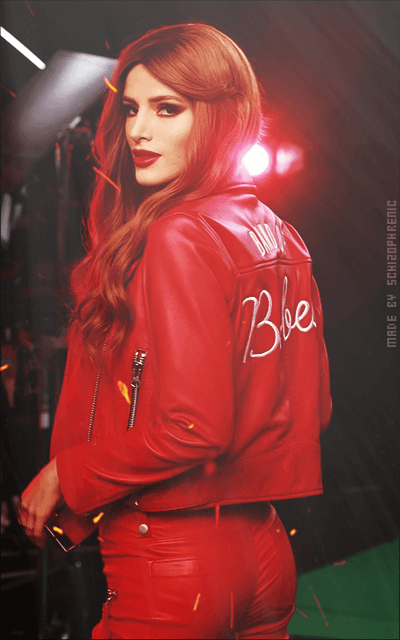 Bella Thorne UCXZbKg2_o