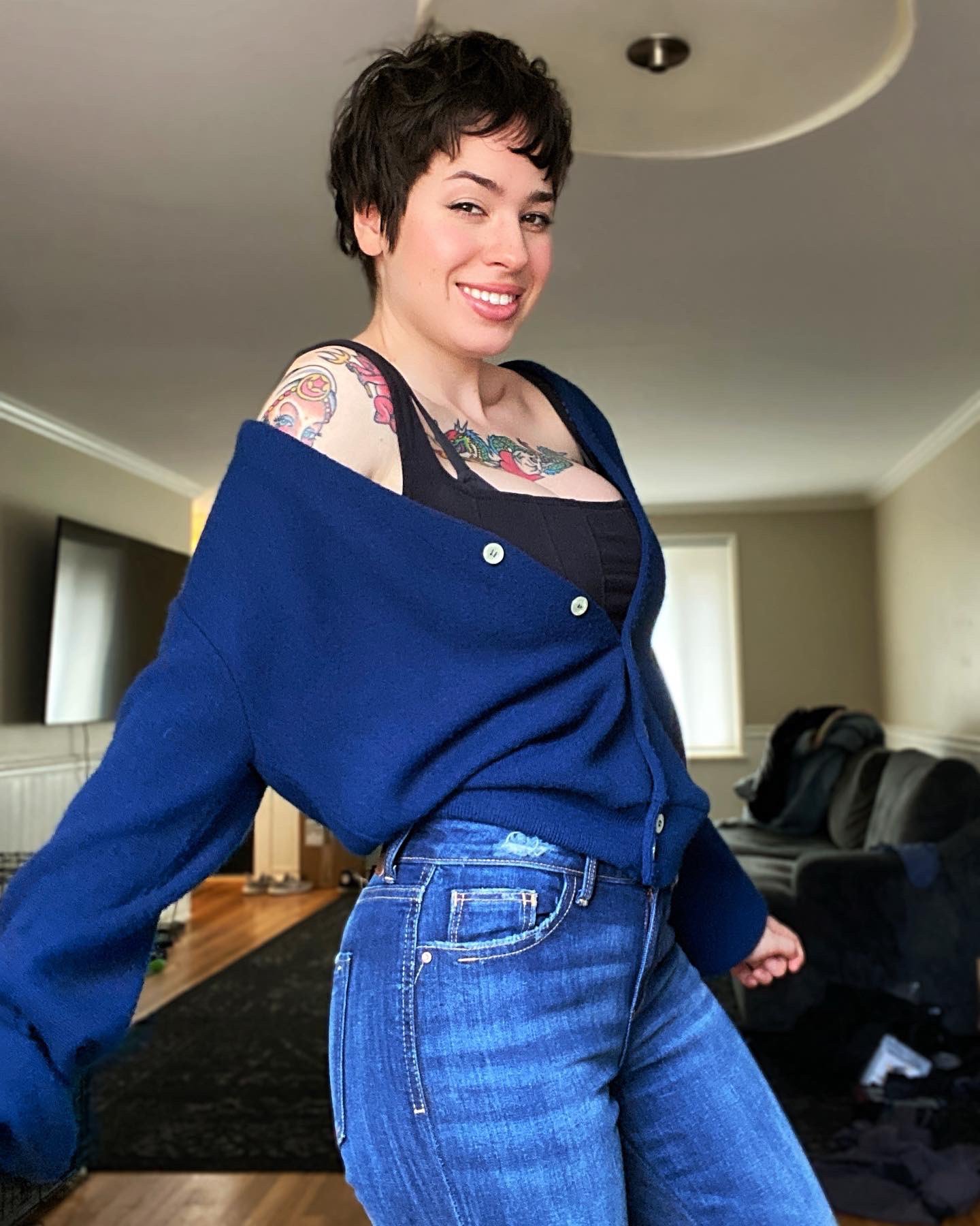 Anisa Jomha 