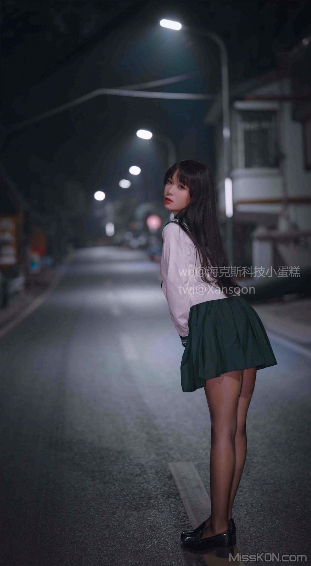 Coser@轩萧学姐: 楼道+车库 (91 photos)(89)