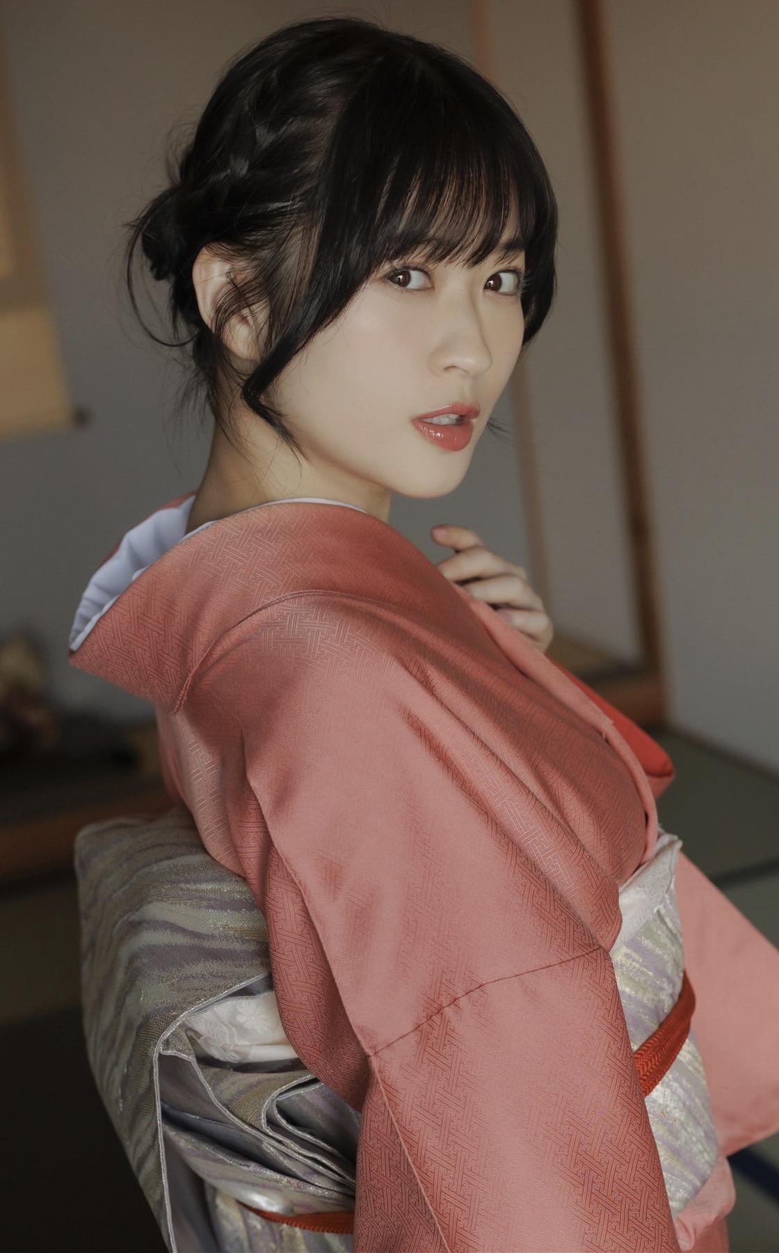 MEIRI メイリ, デジタル写真集 『Kiss You2』 Set.02(4)