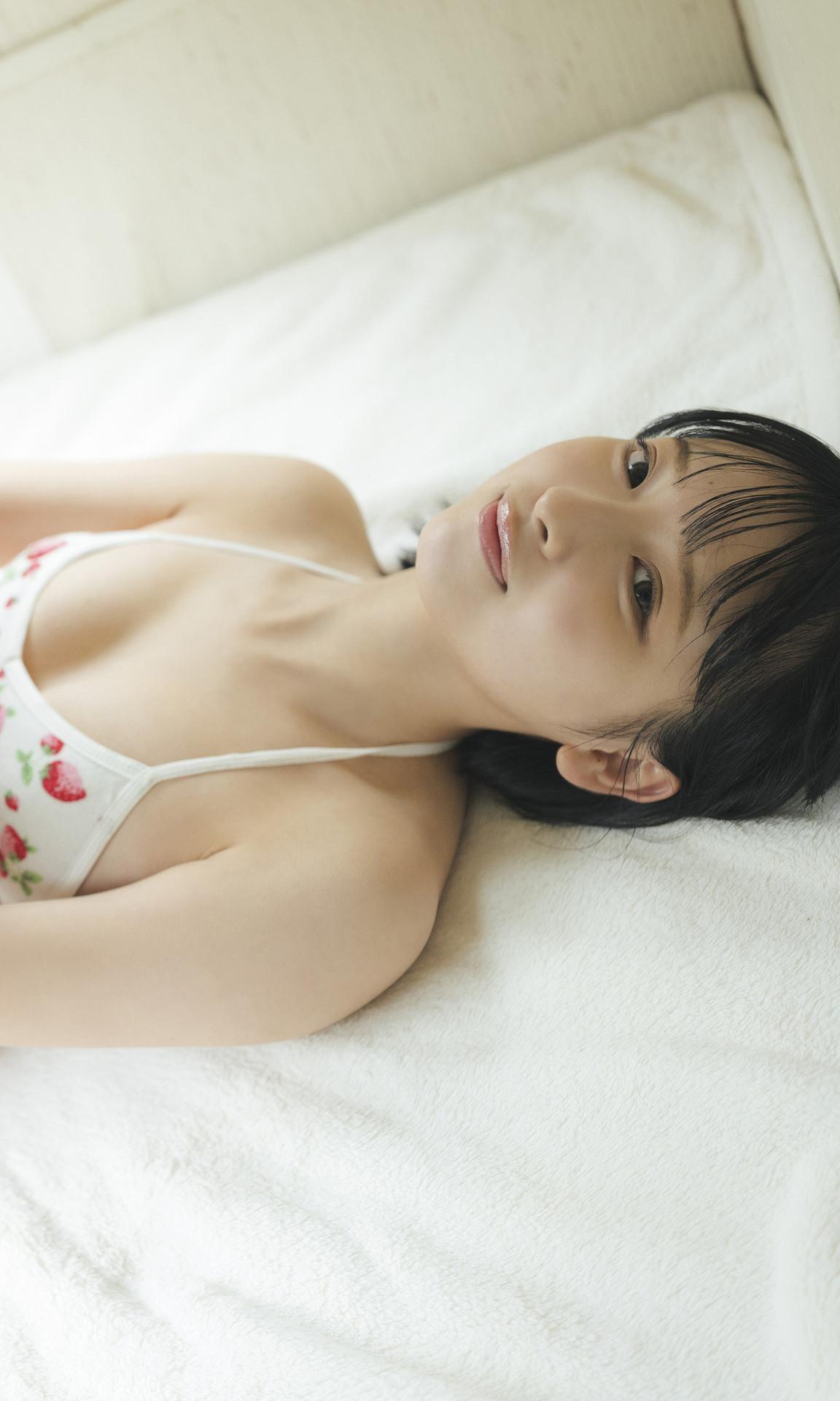 Runa Ichinose 一ノ瀬瑠菜, 週プレ Photo Book 「いちごと春」 Set.02(22)