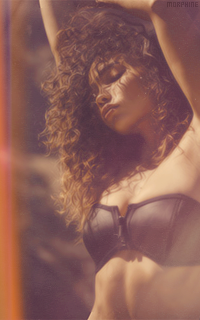 Ashley Moore - Page 2 ZgHqYear_o