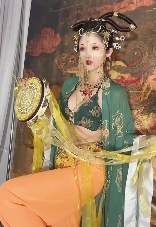 网红小美女钛合金TiTi - 画中仙(4)