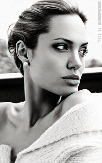 Angelina Jolie ECPVEoSD_o