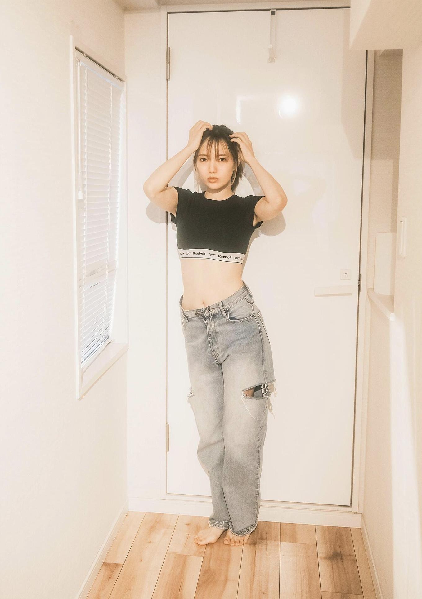 Misa Honma 本間ミサ, 写真集 「ニューヒロイン」 Set.02(11)