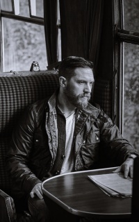 Tom Hardy 1HPPz0Zr_o