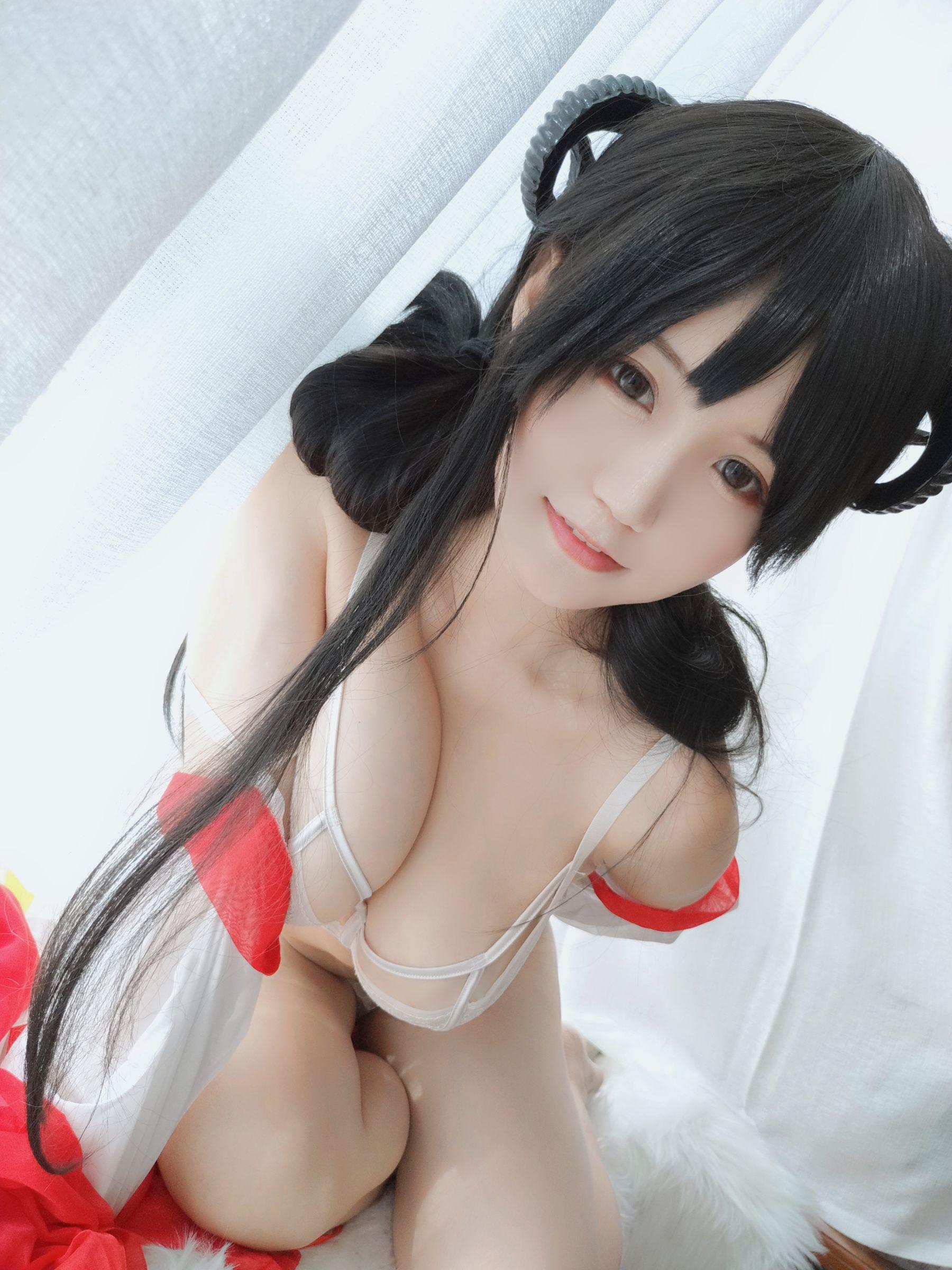 [网红COSER写真] 动漫博主小仓千代w – 巫女DLC 套图(10)