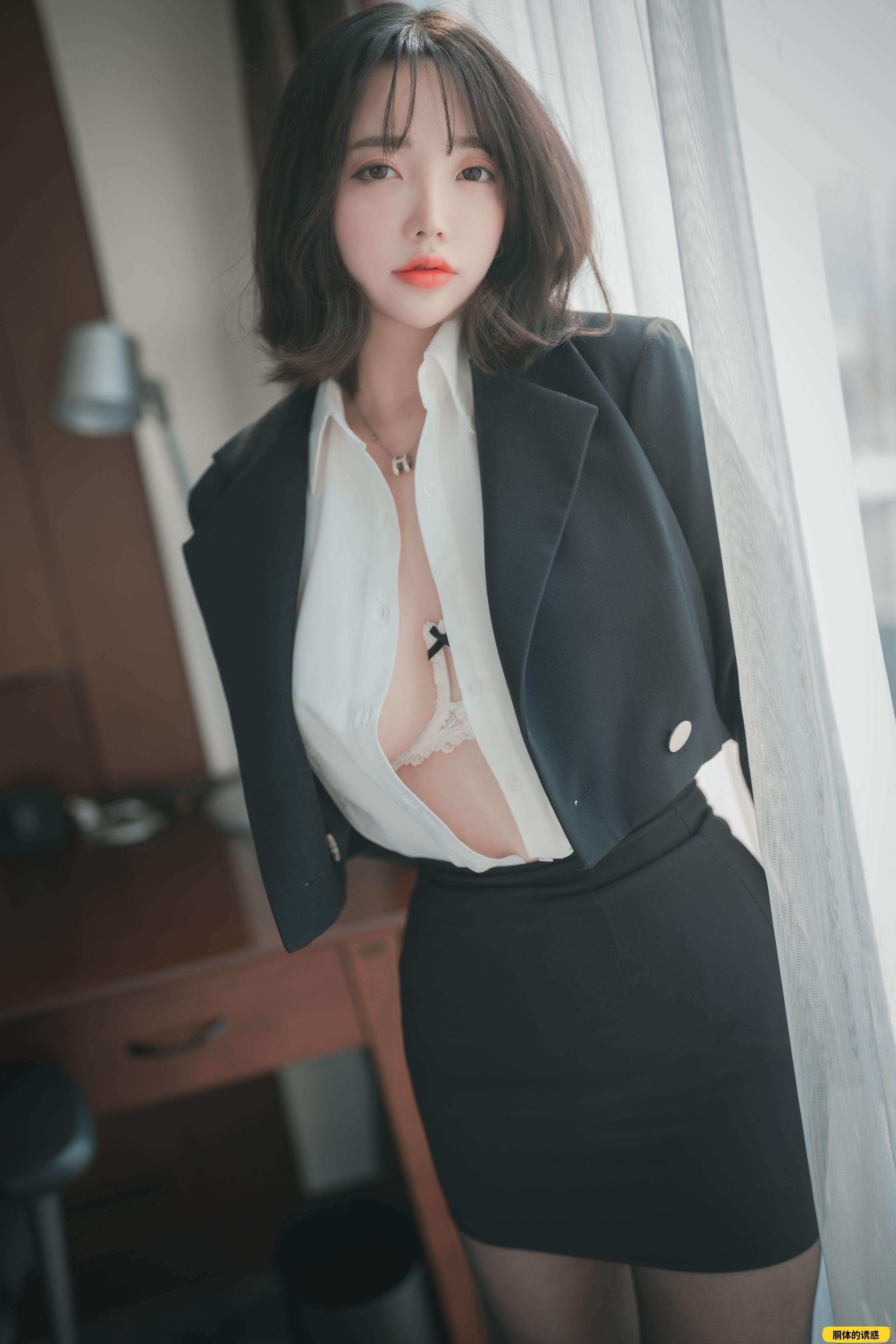 [DJAWA] Son Ye-Eun(손예은) - Knotting Class [166P-2.11GB]