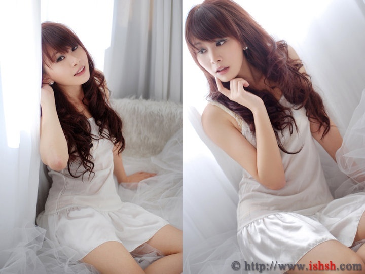 性感的白装玲玲(10)