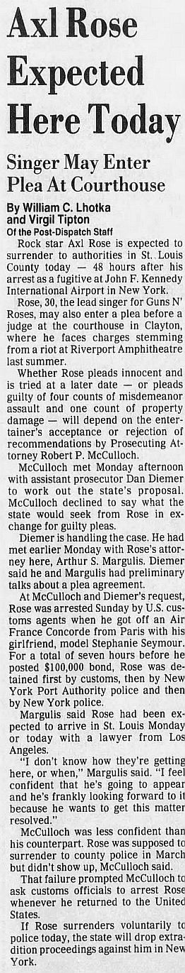 1992.07.10-16 - The St. Louis Post-Dispatch/Associated Press - Reports (Axl) 7UWeQZWN_o