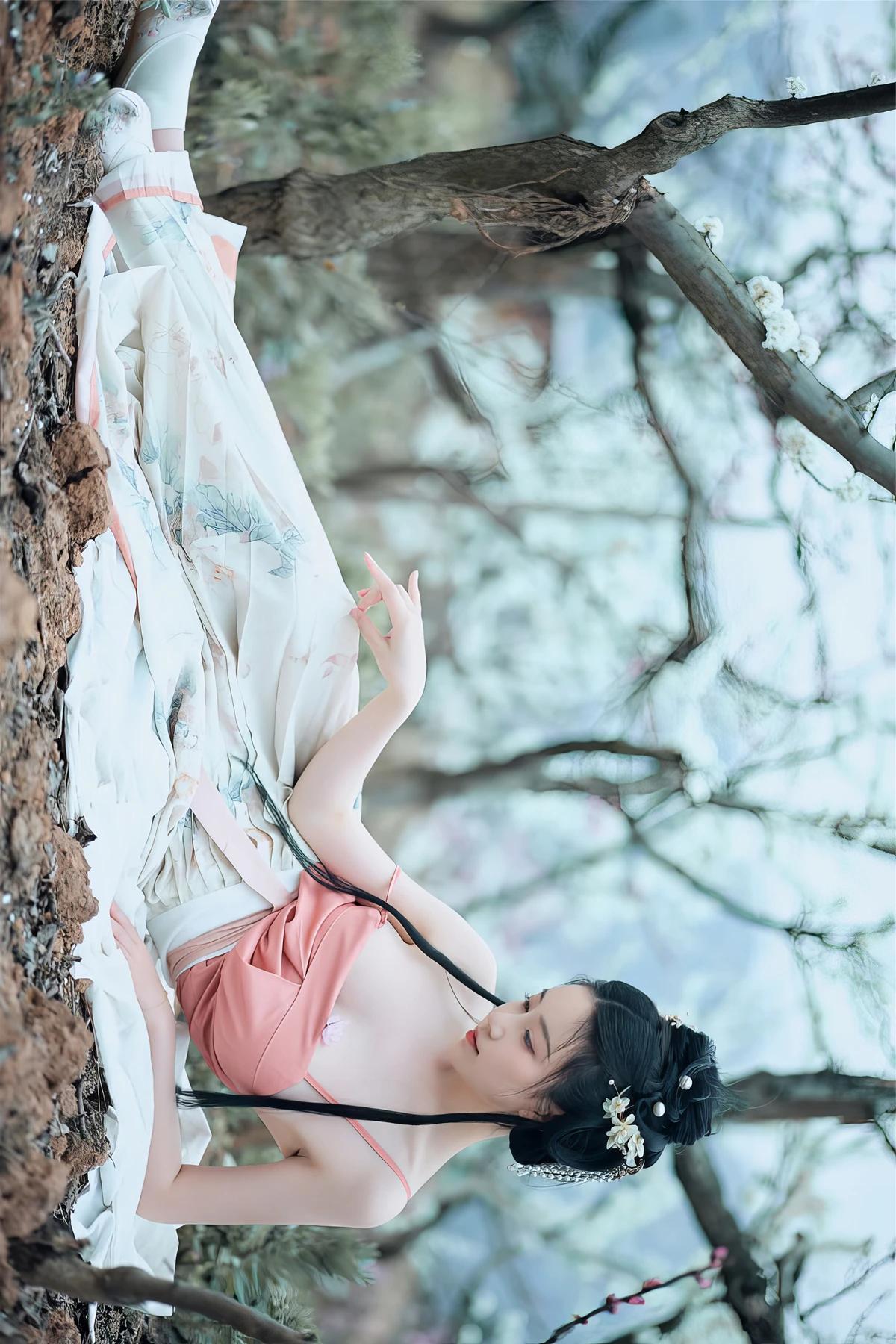 年年Nnian, 写真集 – 三月花(19)