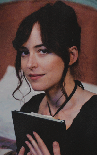 Dakota Johnson J8B6wYe0_o