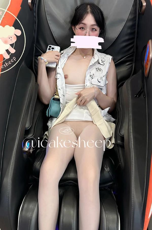 露出系福利姬@i饼羊 尺度私拍视图合集2(33)