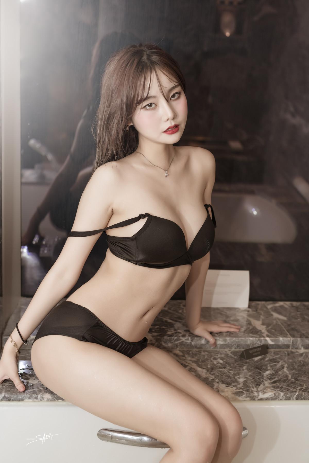 Yuna 유나, [SAINT Photolife] Day & Night(47)