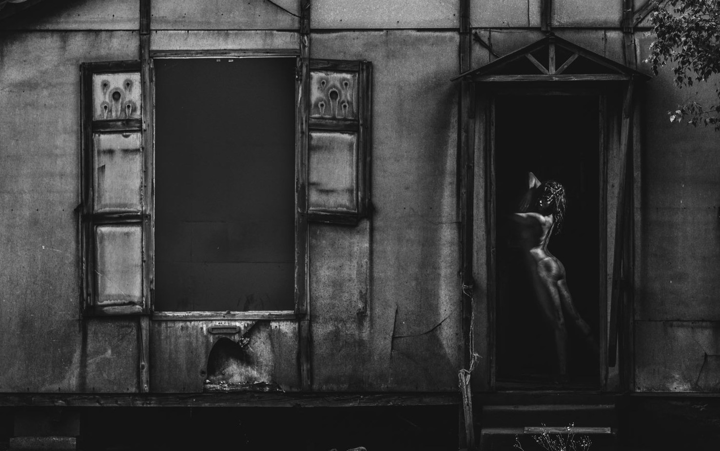 Pain and Dance / Clara Rene by Cheick Toure Pain and Dance / Clara Rene by Cheick Toure