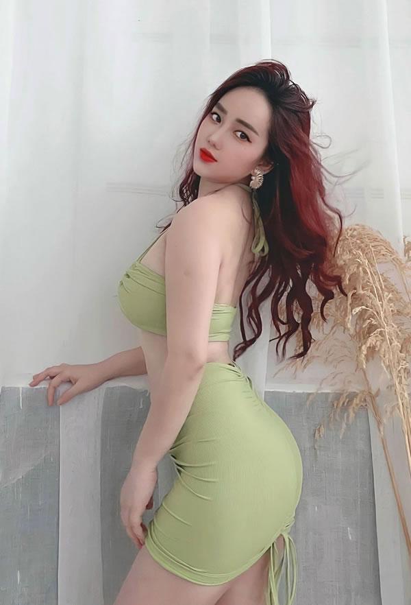 网红美女uyenbetty2021 私拍合集2(15)