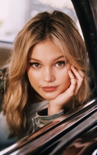 Olivia Holt HPs6PITi_o