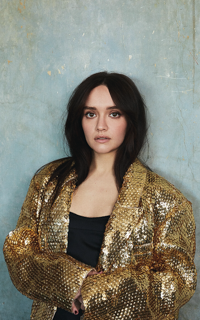 Olivia Cooke 9av99qzd_o