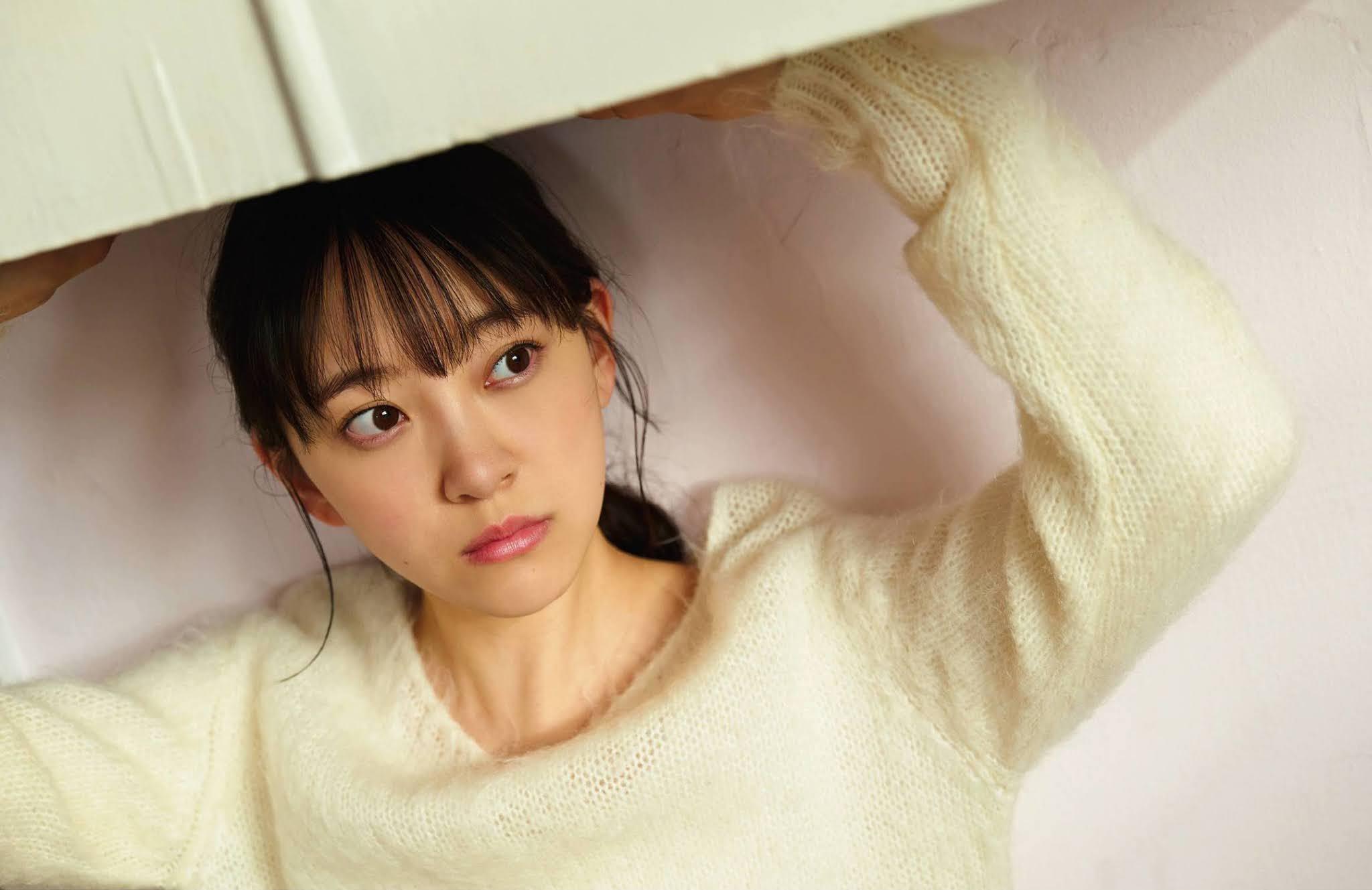 Miona Hori 堀未央奈, Platinum FLASH プラチナフラッシュ 2021.01 Vol.14(22)