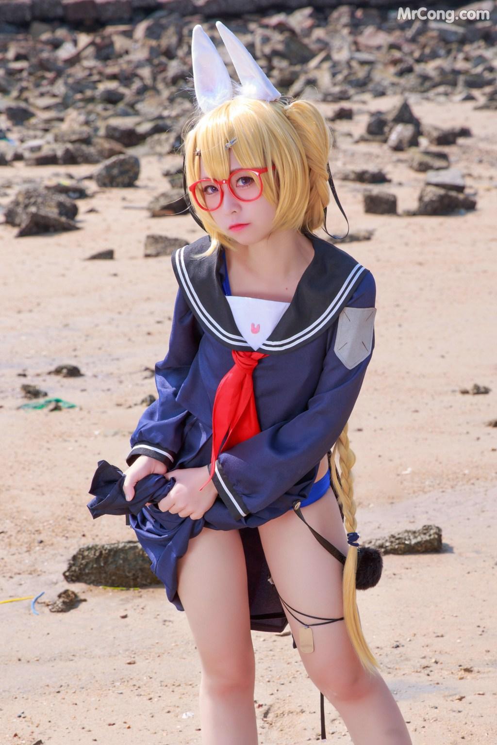 Coser@G44不会受伤 Vol.038: 旋风校服 (21 photos)