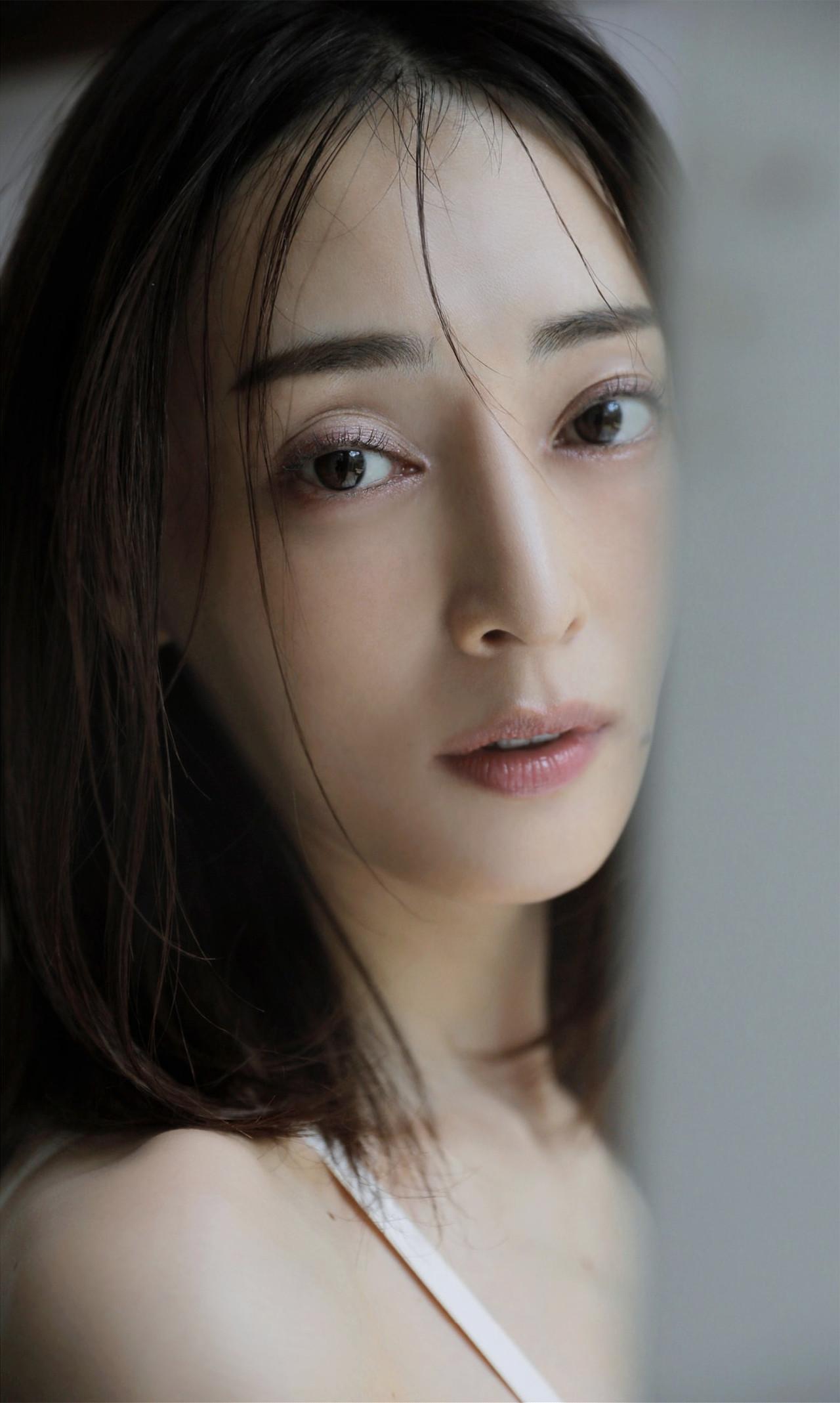 Natsuki Ikeda 池田夏希, 写真集 「いとしく、はぐくむ」 Set.01(9)