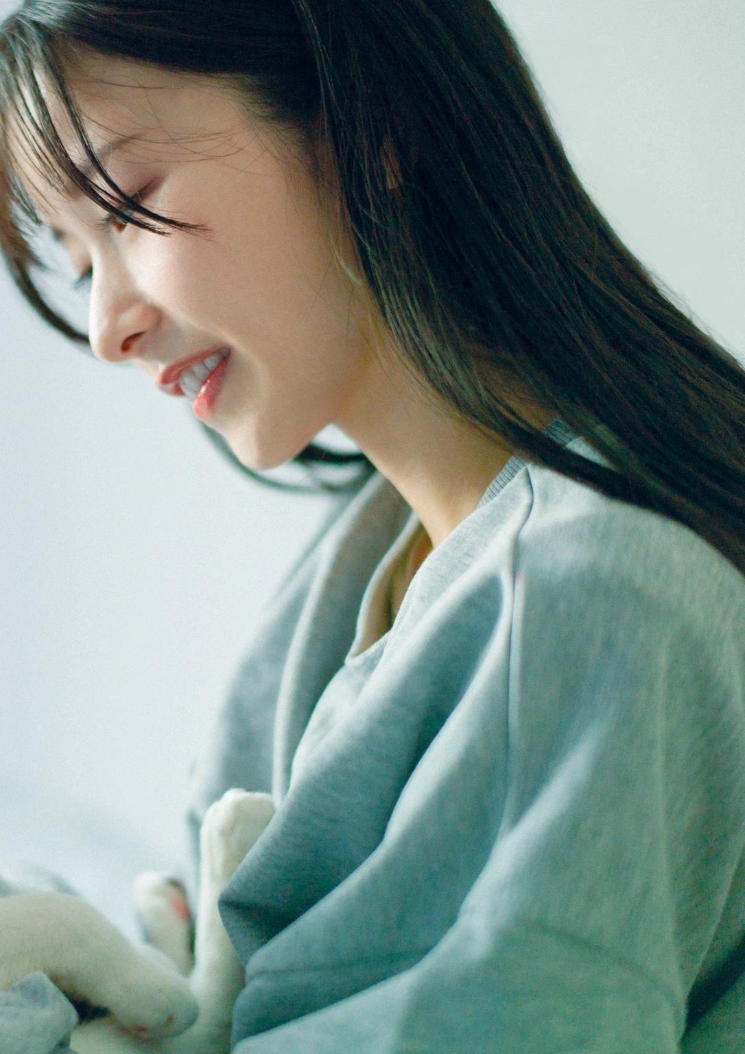 Kotoko Sasaki 佐々木琴子, 1st写真集 「明け方の夢」 Set.03(2)