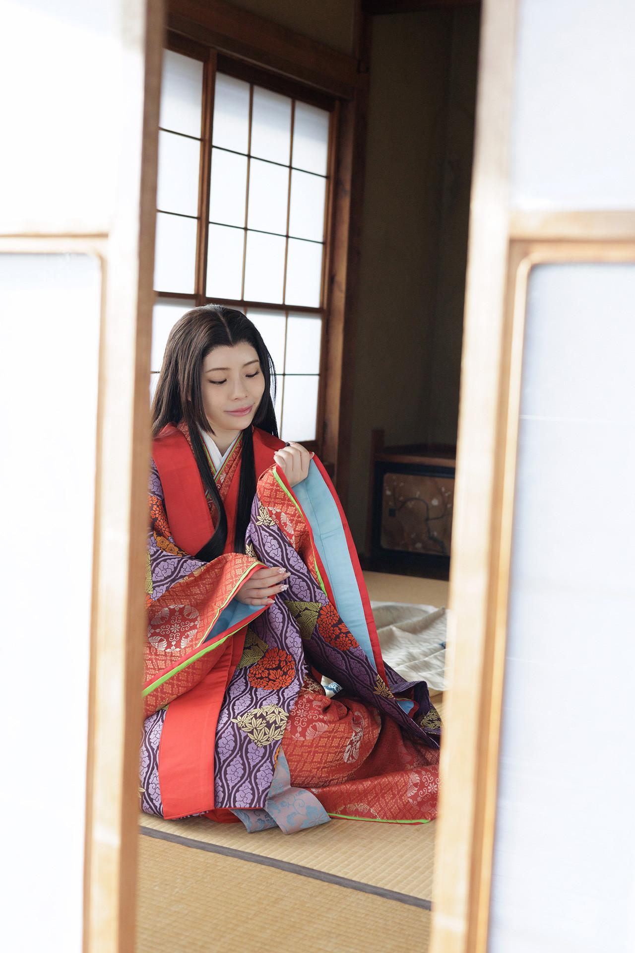 Rei Kamiki 神木麗, FLASHデジタル写真集 『雅で淫らな世界』(7)