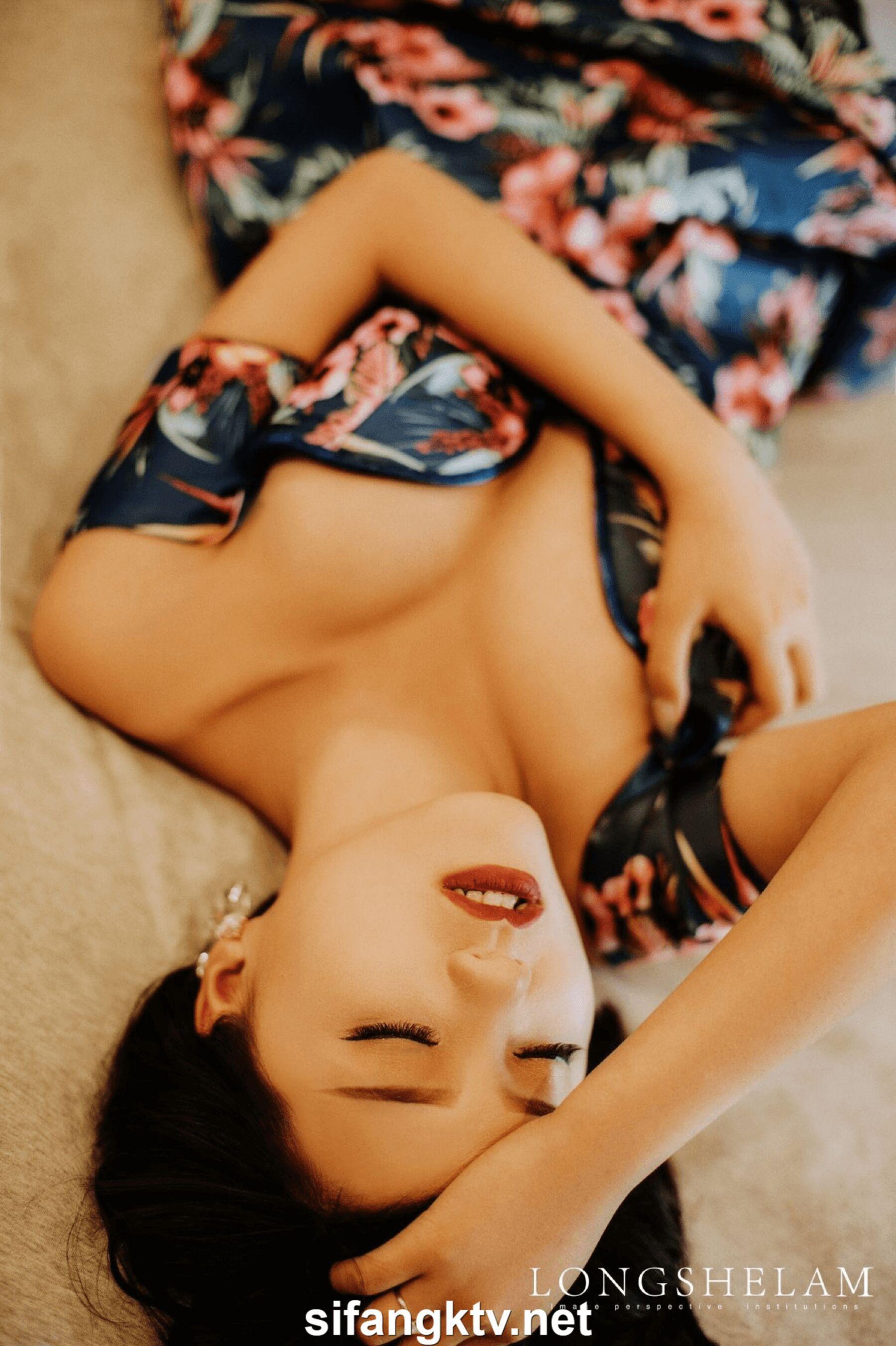 国模套图 摄影师龙摄蓝阿刚作品集(107)