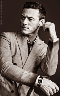 Luke Evans N973viz6_o