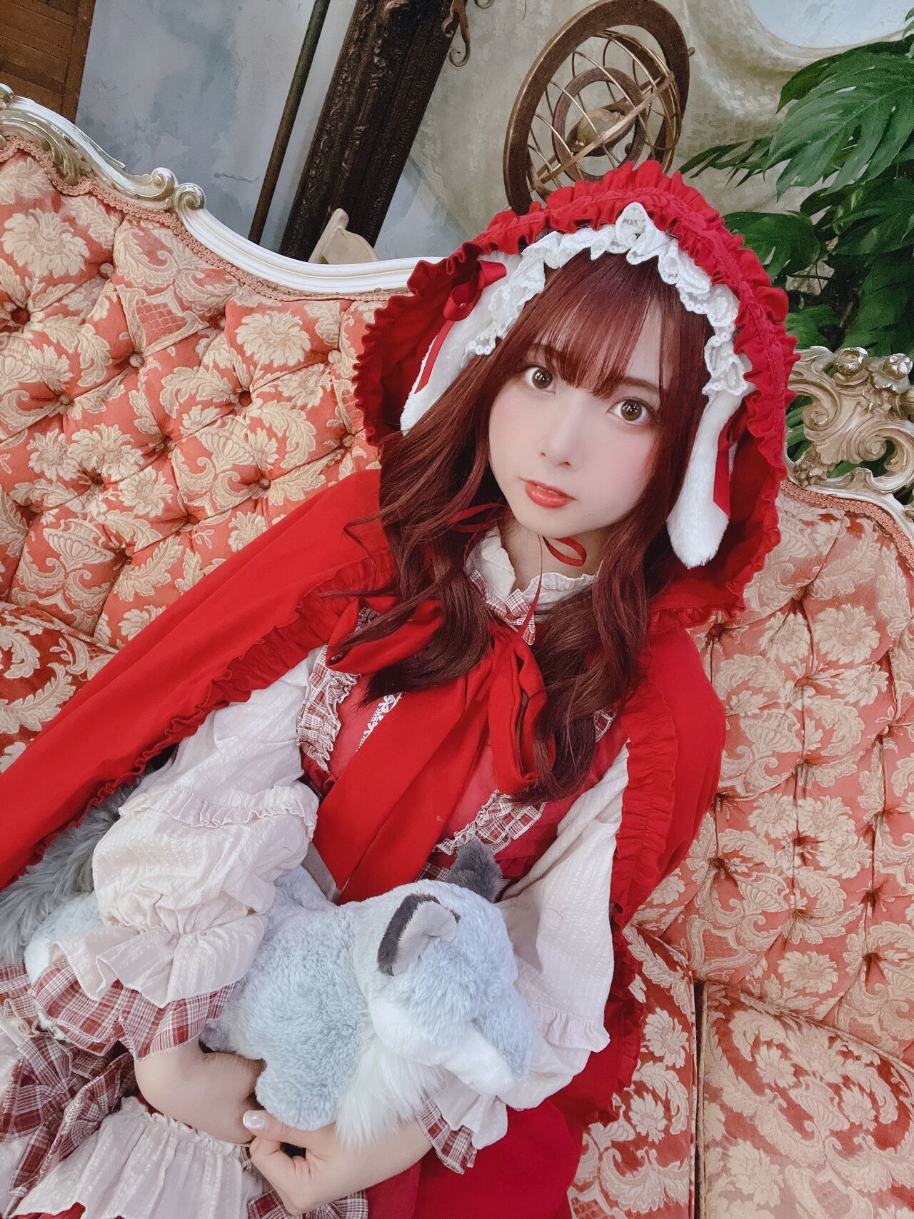 Tomiko - Red Riding Hood