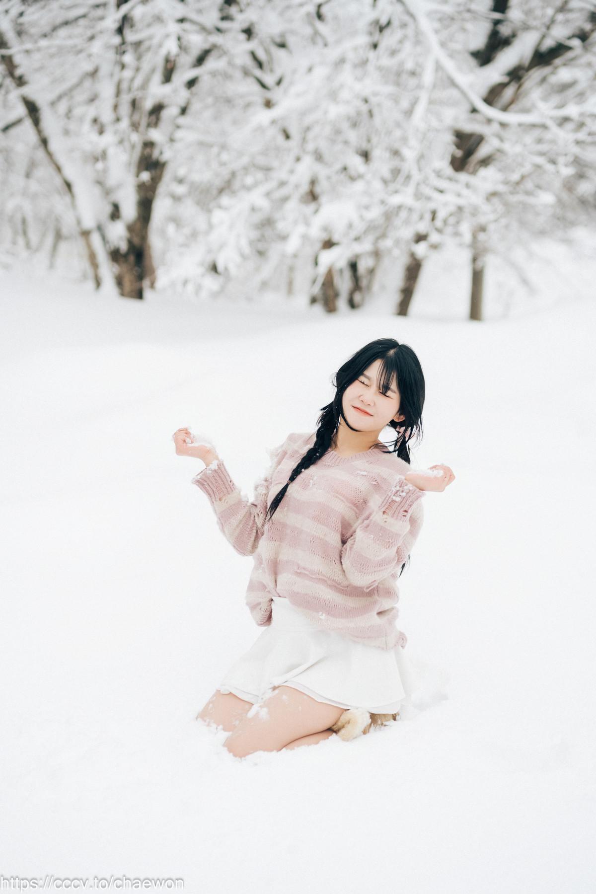 ZIA.Kwon 권지아, [Loozy] Snow Girl Set.01(37)