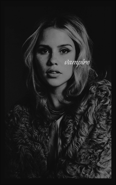 Claire holt VUlcewkE_o