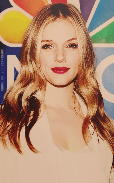 Tracy Spiridakos REHekwYk_o