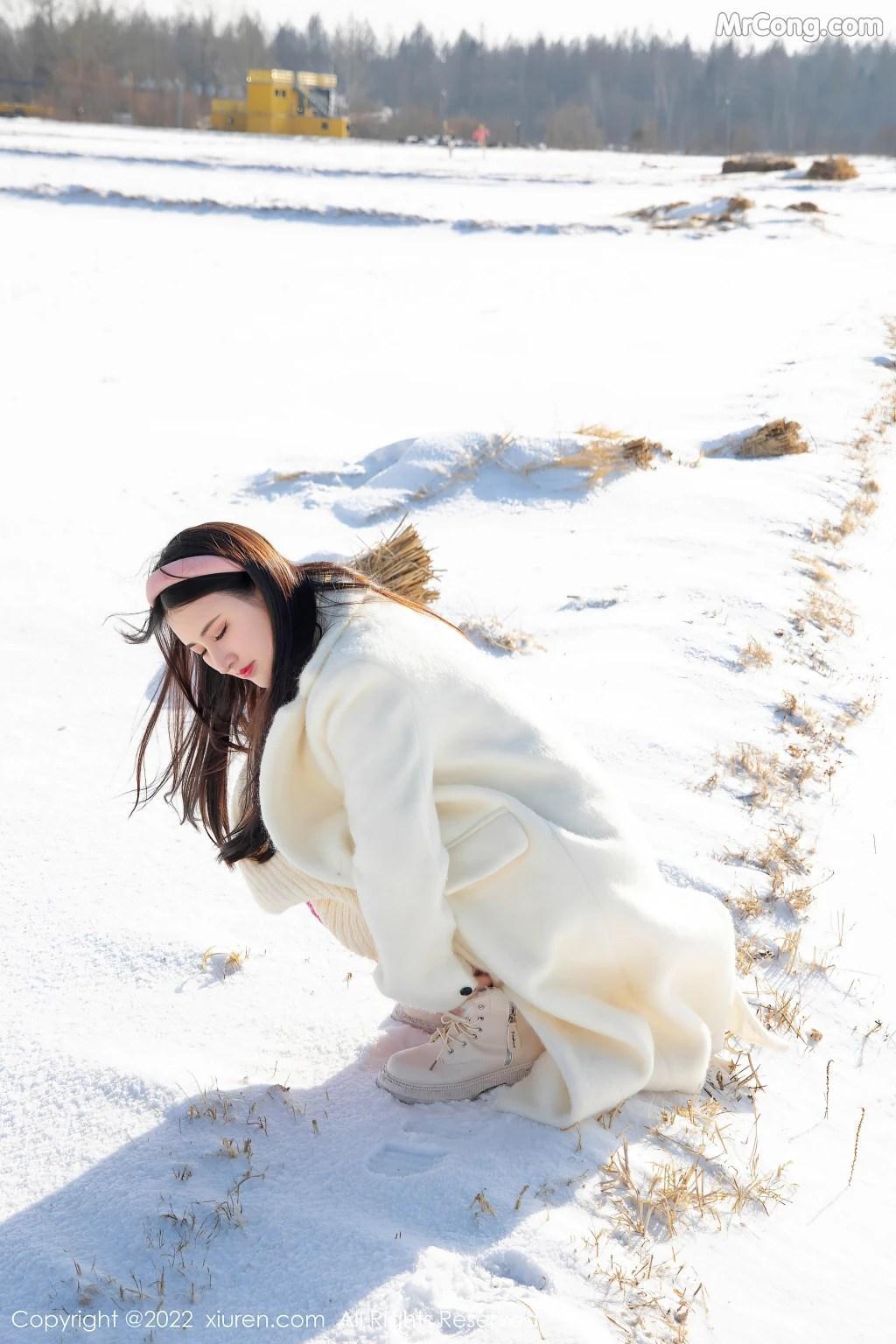 XIUREN No.4794: 诗诗kiki (67 photos)(2)
