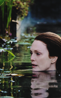 Julianne Moore 2JoFl8g9_o