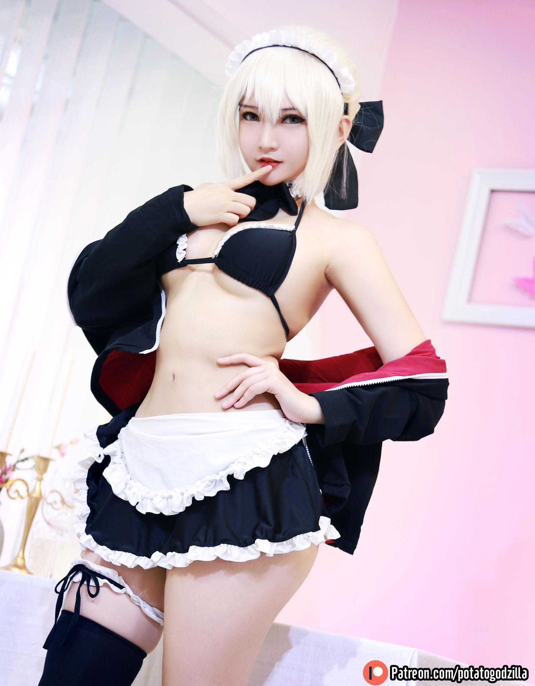 Coser小姐姐Potato Godzilla – Saber Alter Maid 套图(8)