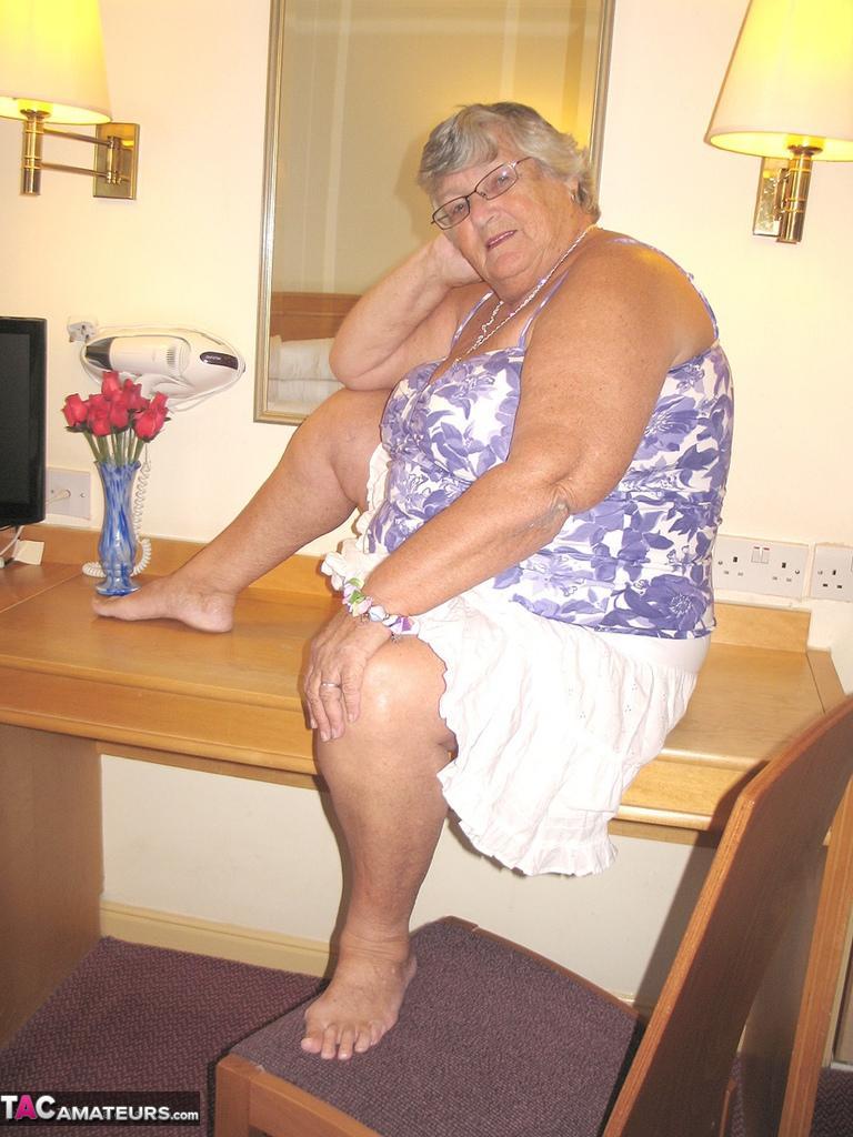 Fat British nan Grandma Libby completely disrobes while in a hotel room(3)