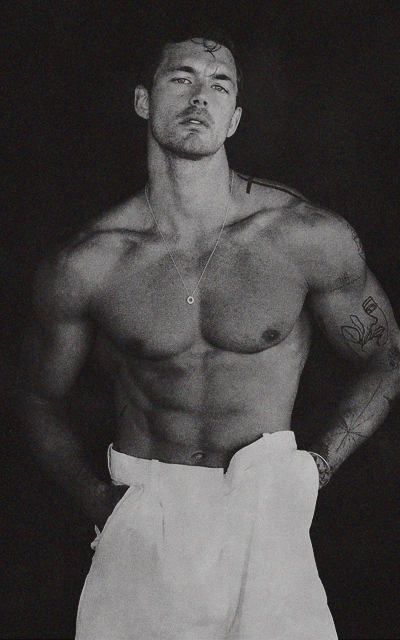 christian hogue - Page 2 StE0Y2nd_o