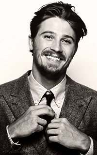 Garrett Hedlund 0JQjTGvb_o