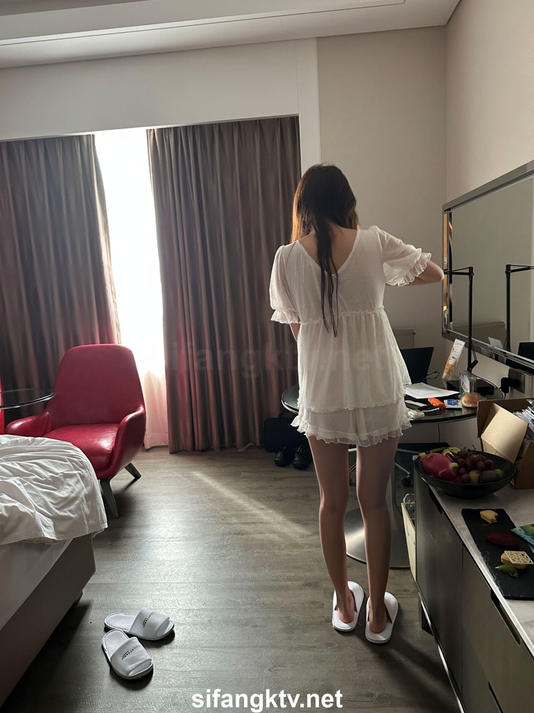 希威社 国模小初大尺度人体私拍套图(74)