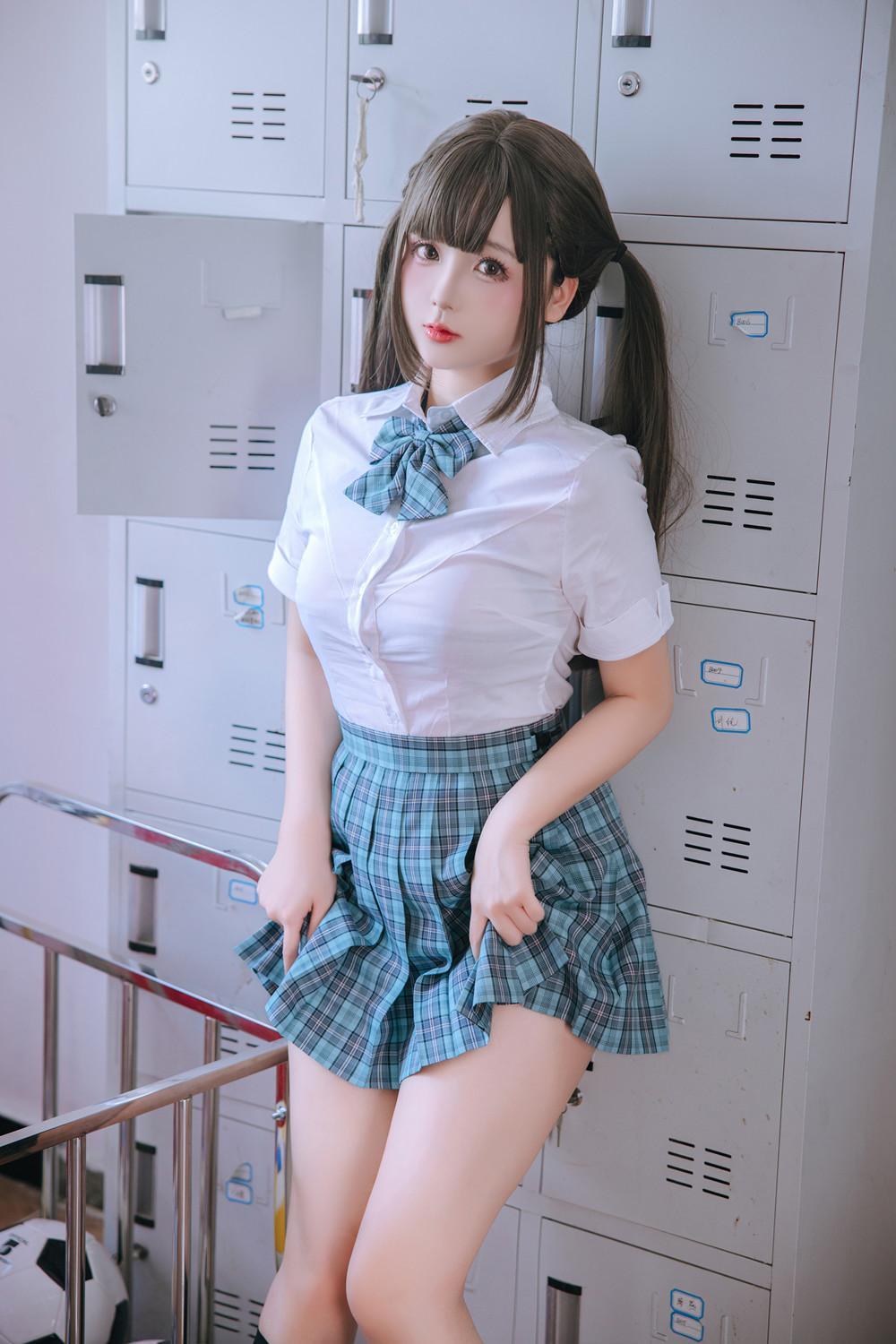 Cosplay Rinaijiao日奈娇 – 更衣室 Set.01(2)