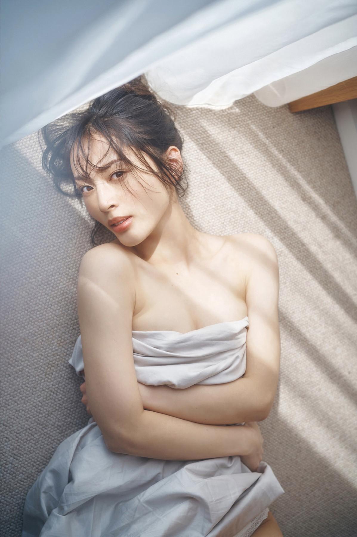 Misaki Jimbu 神部美咲, FLASHデジタル写真集 『ここだけの話 vol.2』 Set.02(23)