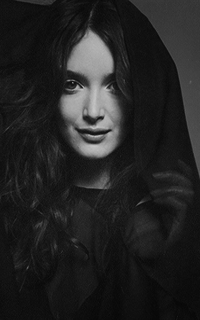 Charlotte Le Bon LcKLNFjg_o