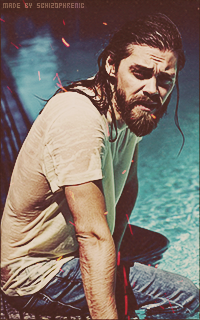 Tom Payne 1tMtRgb4_o