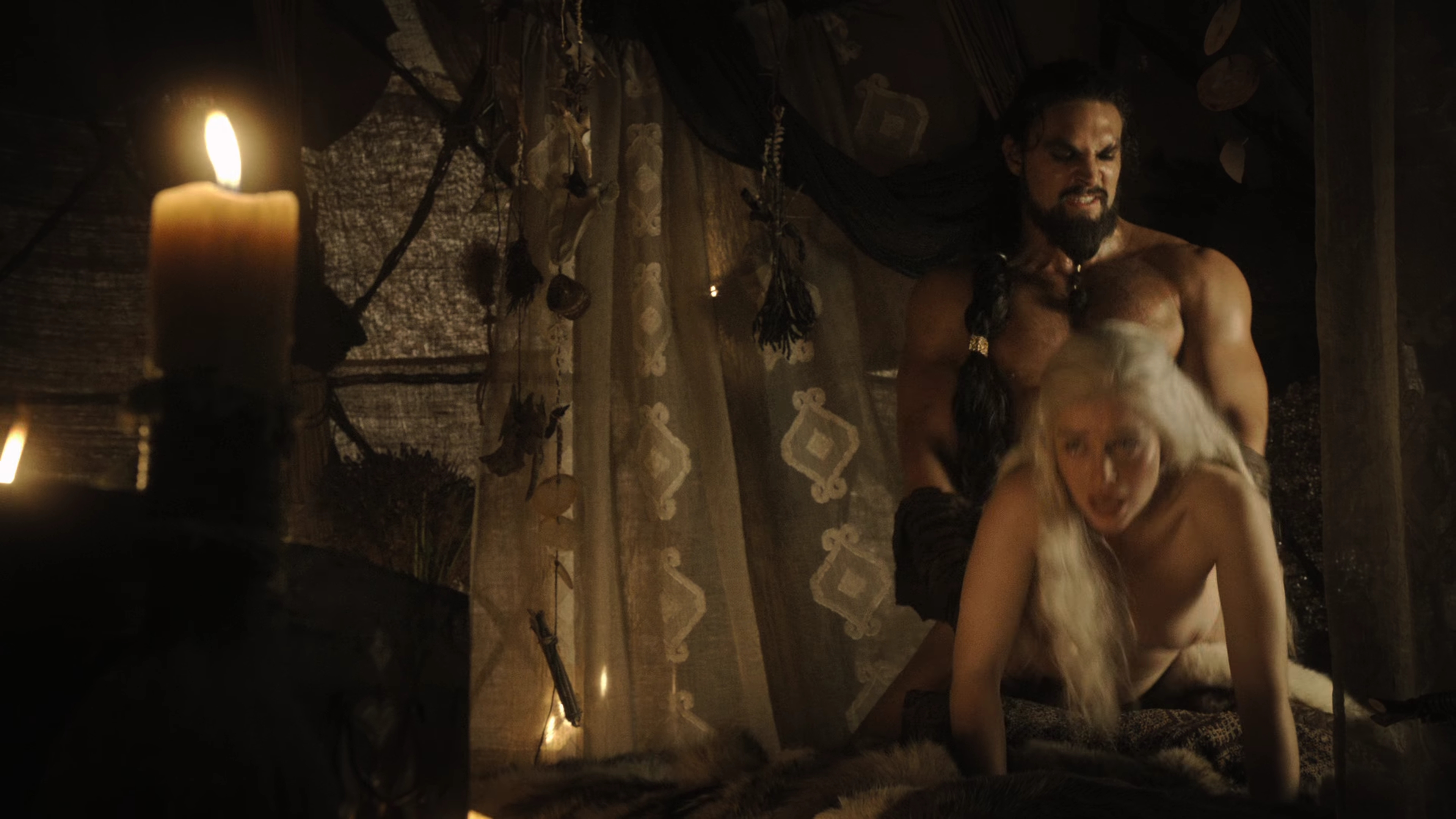 Emilia clarke nude celeb forum