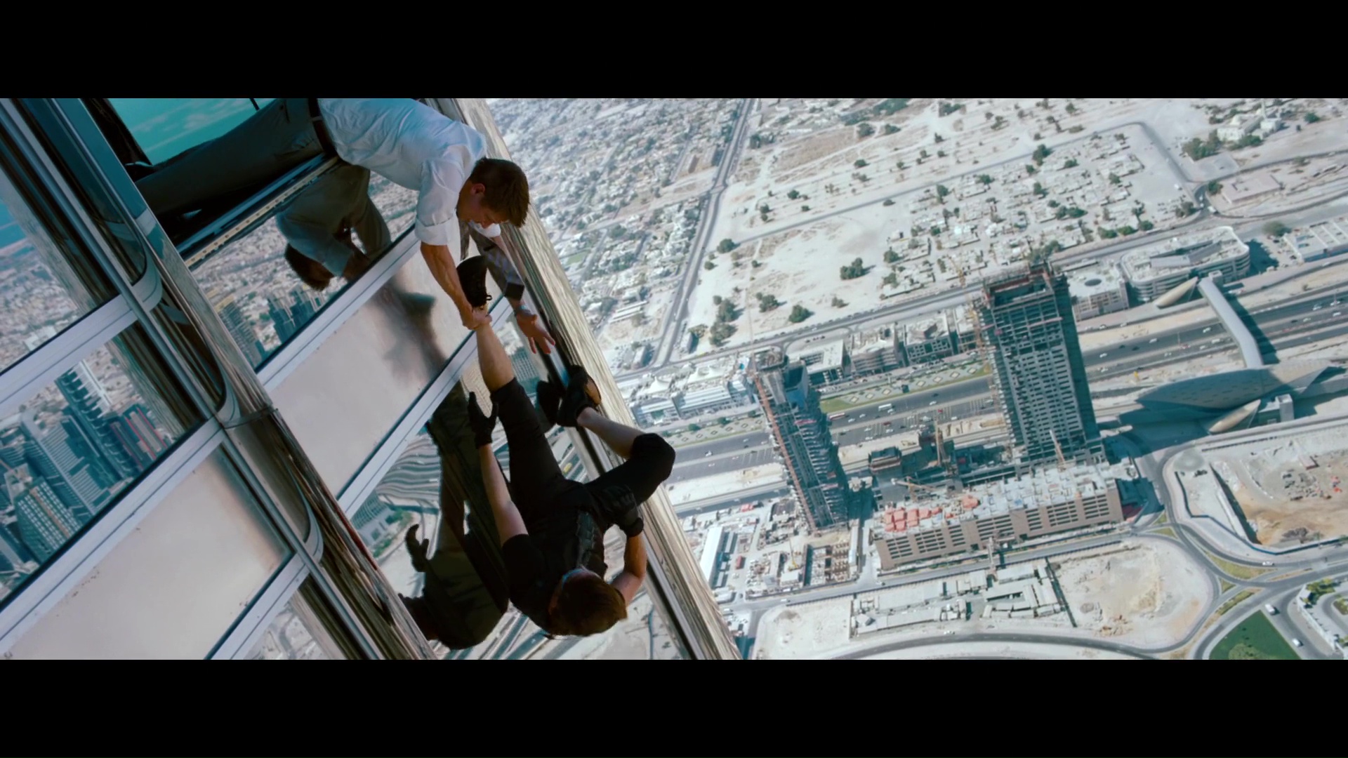 Mision Imposible 4 Protocolo Fantasma 1080p Lat-Cast-Ing 5.1 (2011) CZ0UvgE5_o