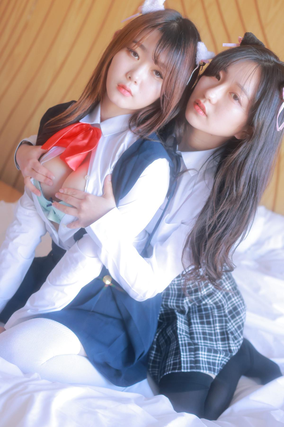 Sehee 세희, ZIA.Kwon 권지아, Photobook ‘School Uniform ft. Zia’ Set.02(6)