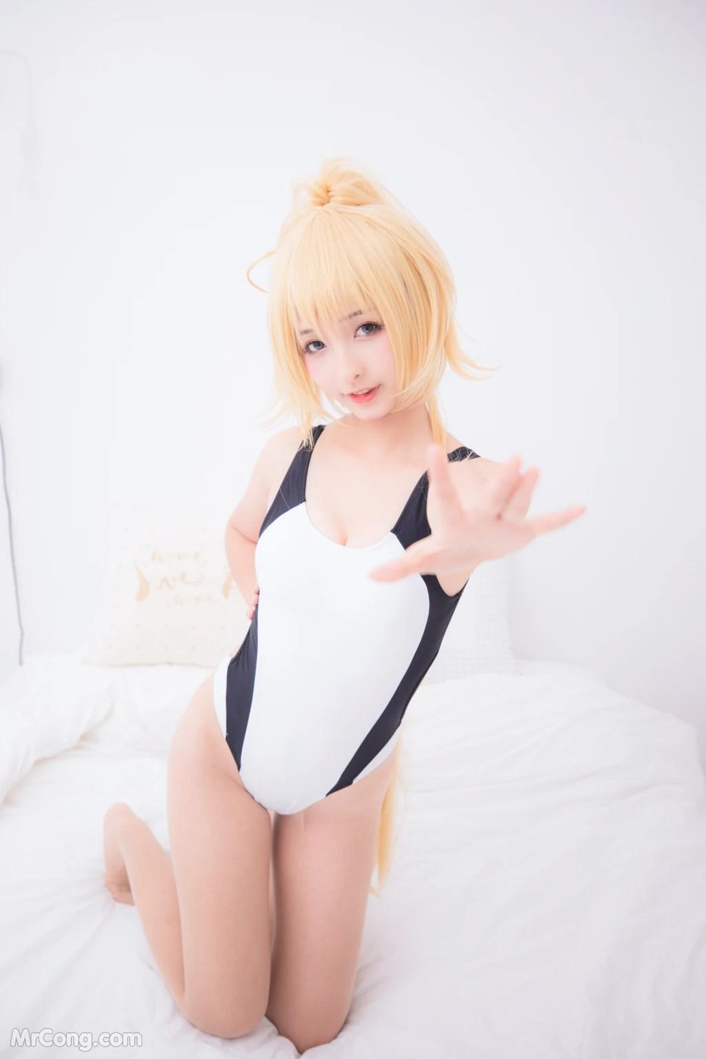 Coser@神楽坂真冬 Vol.036: 电子相册-白贞德《Swimingthedrea》(150 photos)(77)